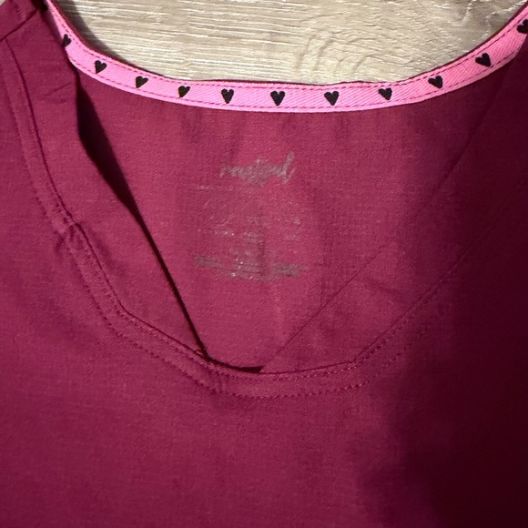Burgundy Heart And Soul Jogger Scrubs - Picture 3 of 5